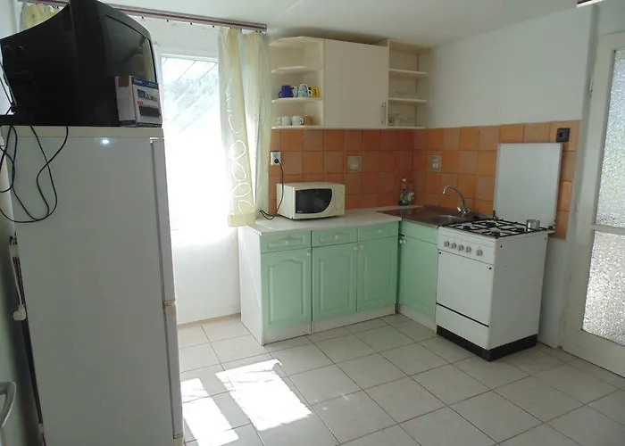 3 Szobas Fahaz Nyaralo シオーフォク