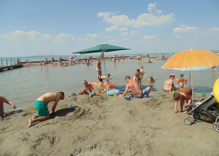 Feriehus 3 Szobas Fahaz Nyaralo Siófok