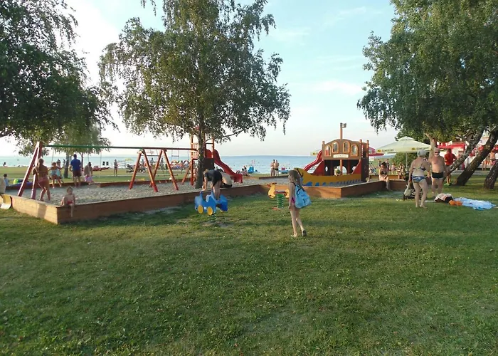 3 Szobas Fahaz Nyaralo シオーフォク